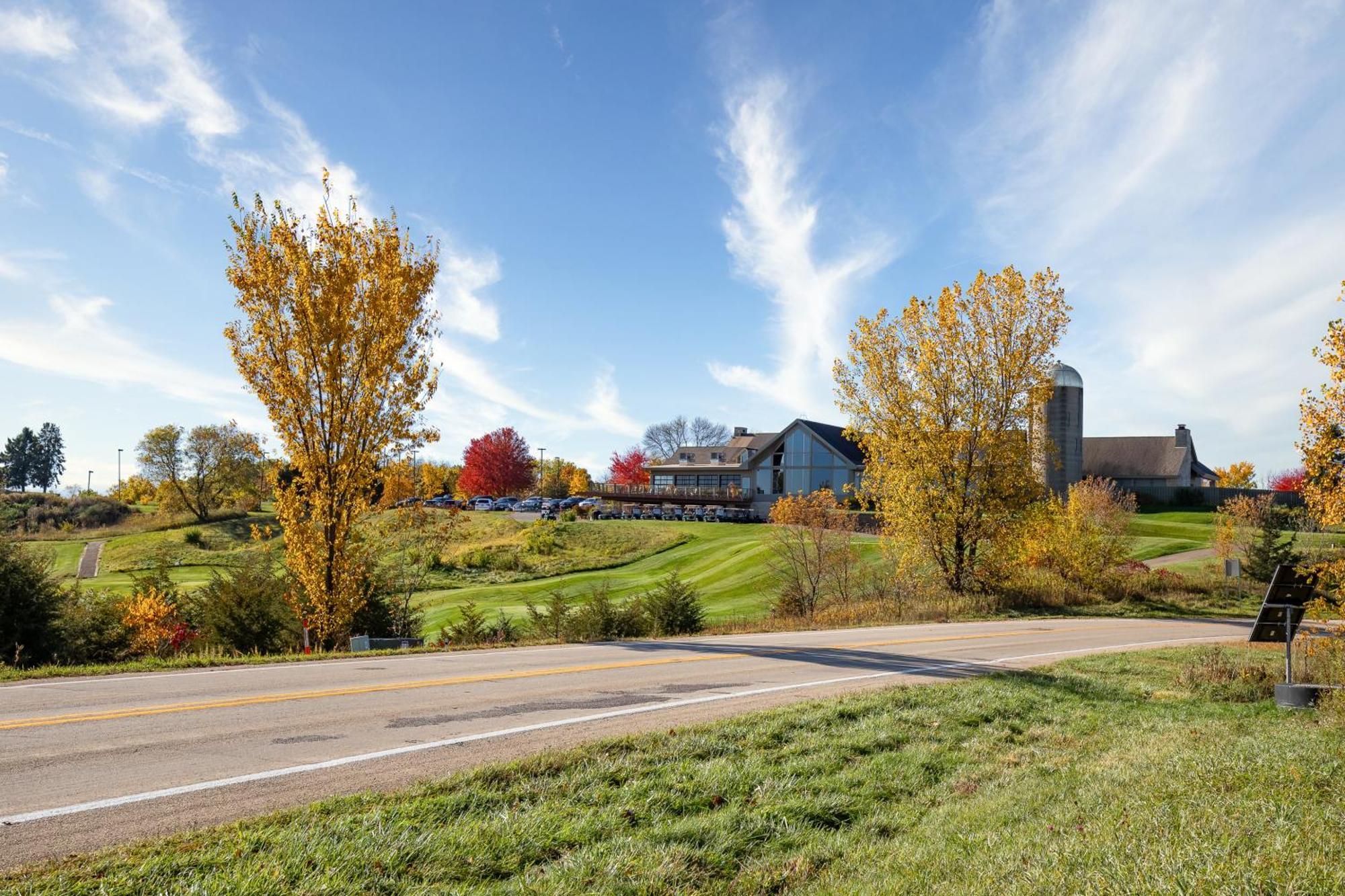 Galena Territory Lakeside Retreat: King Beds & Pool Access Exterior photo